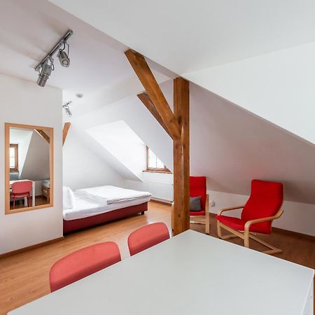 Apartman Muzeum Obchodu Karlštejn Zewnętrze zdjęcie