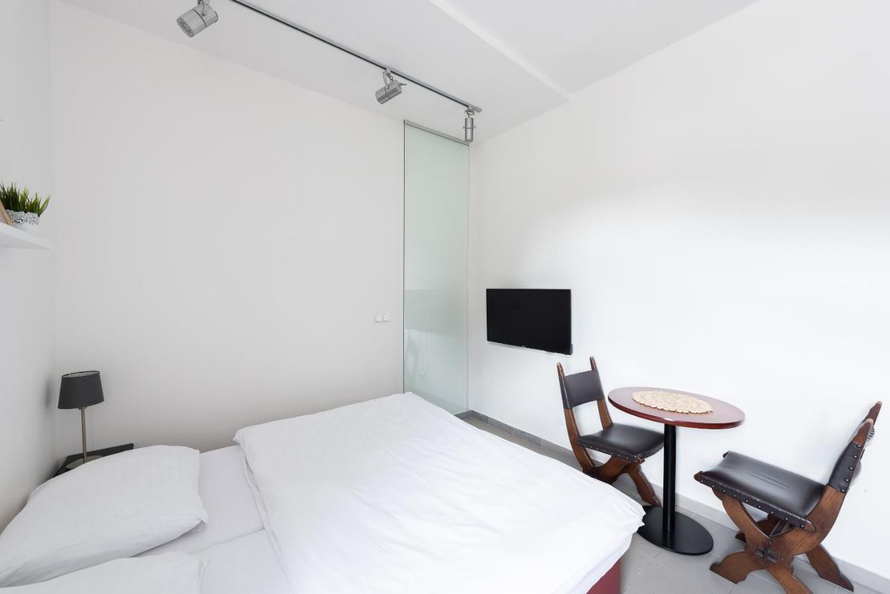 Apartman Muzeum Obchodu Karlštejn Zewnętrze zdjęcie