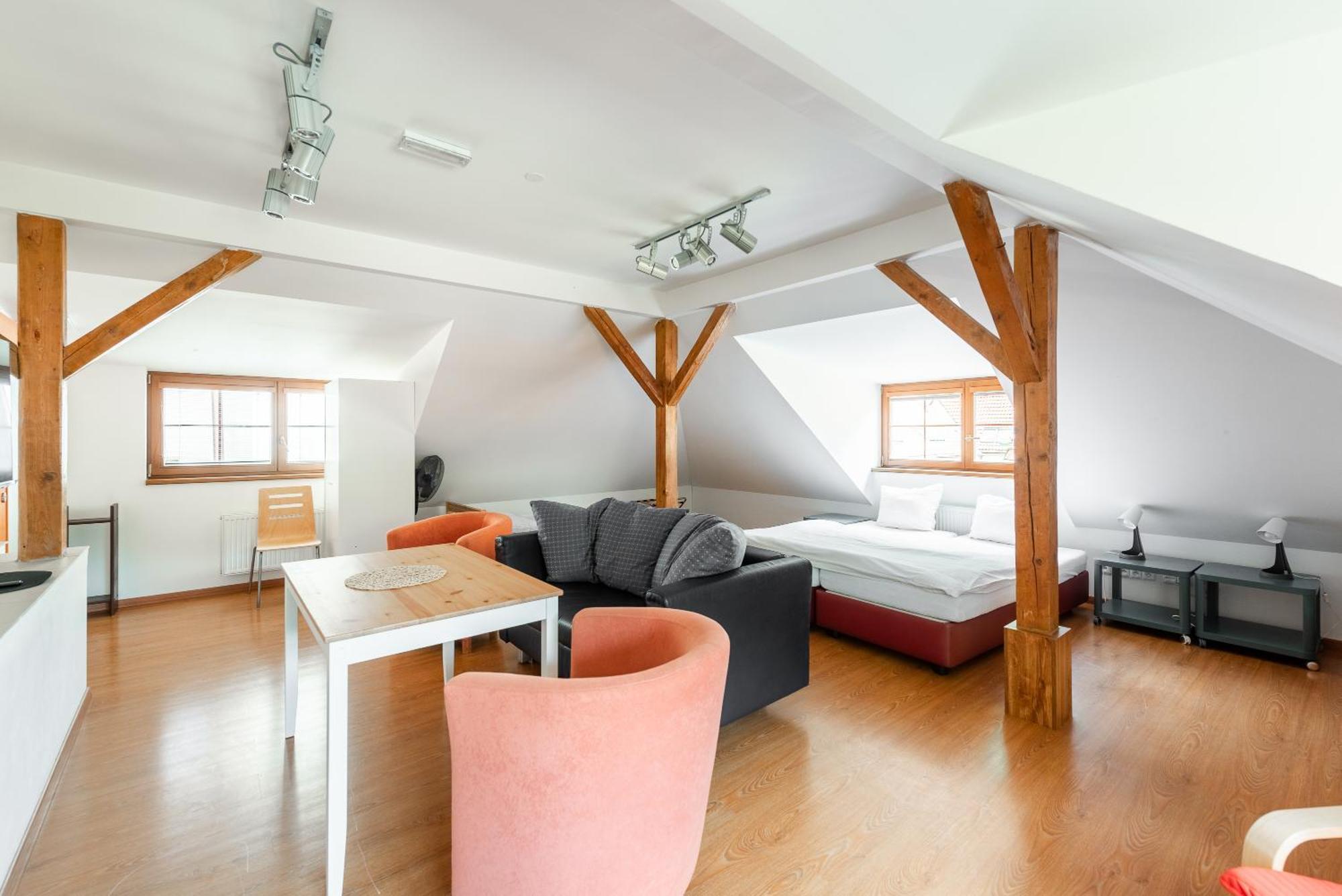 Apartman Muzeum Obchodu Karlštejn Zewnętrze zdjęcie