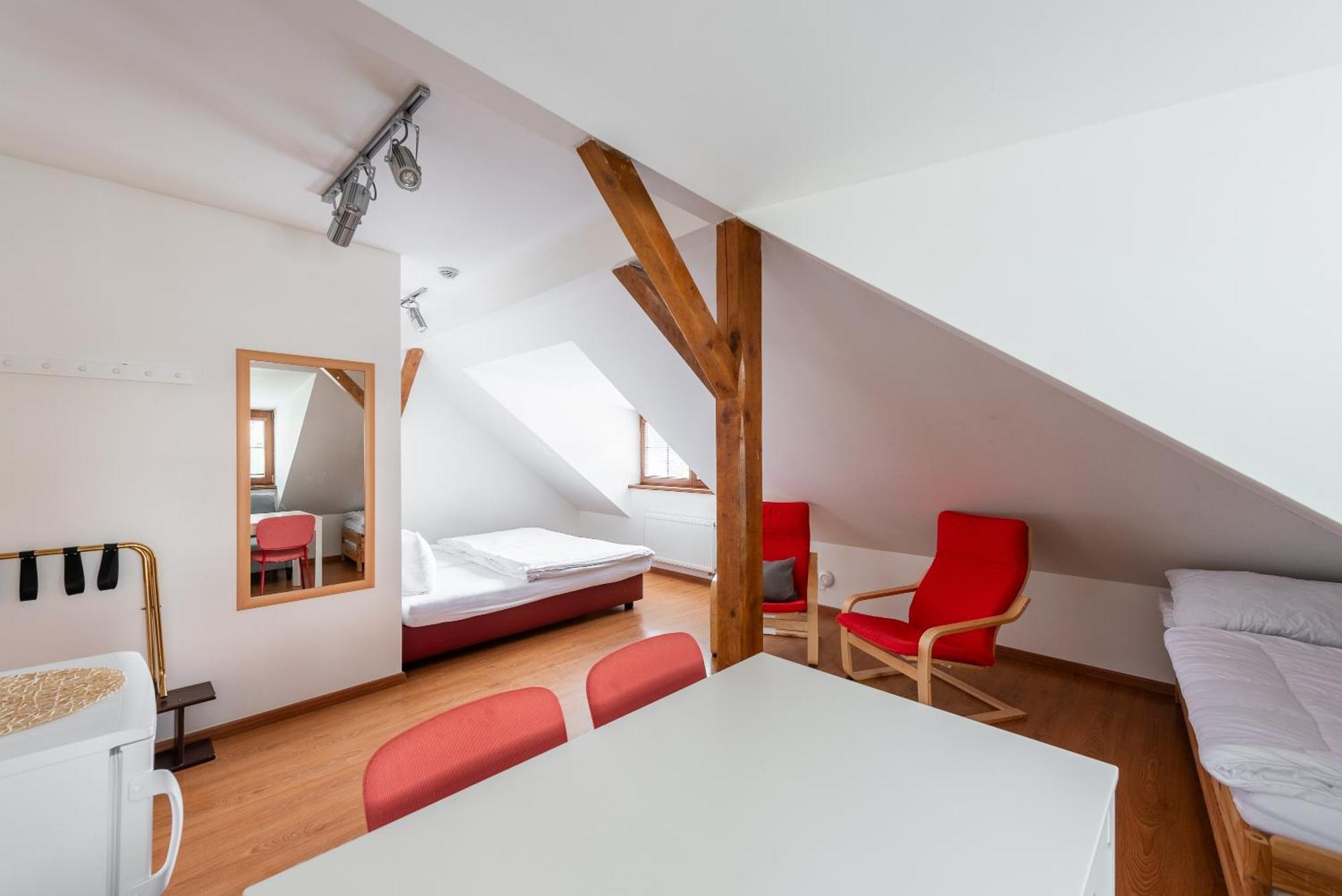 Apartman Muzeum Obchodu Karlštejn Zewnętrze zdjęcie